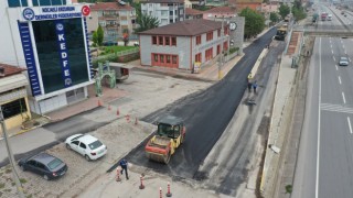 Gazi Mustafa Kemal Caddesine 700 ton asfalt serildi