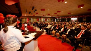 Gaziantep Kolej Vakfında Cumhuriyet coşkusu