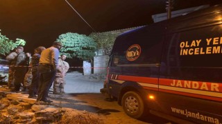 Gaziantepte muhtar azasının evi tarandı: 2 ölü, 3 yaralı