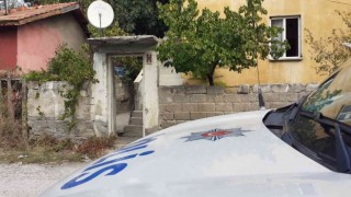 Genç adam evinde ölü bulundu