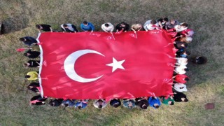 Gençler Cumhuriyet kampında buluştu