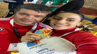 Gizem Özer Karadağda