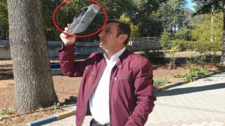 Güneş tutulmasını kaynak gözlüğü ile izledi
