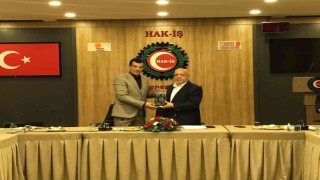 HAK-İŞ Genel Başkanı Arslan: “İlkemiz, Başkenti Kudüs olan bağımsız ve özgür bir Filistin devleti kurulana kadar bu mücadelemizi sürdüreceğiz”
