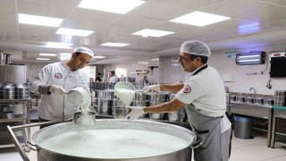 Haliliyede 712 haneye günlük sıcak yemek ulaştırılıyor