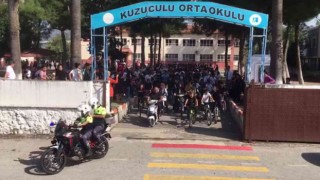 Hatayda 298 öğrenci Cumhuriyetin 99. yılını bisiklet turu ile kutladı