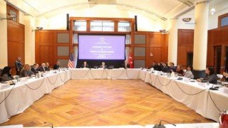Hazine ve Maliye Bakanı Nebatiden ABD-Türkiye İş Konseyi temsilcileri ile toplantı