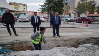 İçme suyu hatları yenileniyor
