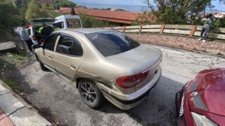 İki otomobilin çarpıştığı kazada 10 yaşındaki çocuk yaralandı