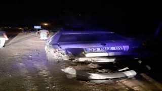 İki otomobilin çarpıştığı kazada 3 kişi yaralandı