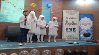 İlim Hikmet Vakfı Öğrencilerinden Duygulu Şiir Dinletisi