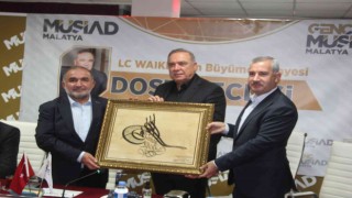 İş adamı Vahap Küçük, Dost Meclisinin konuğu oldu
