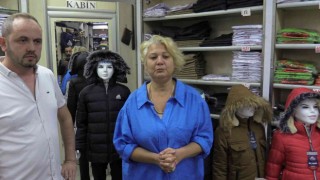 İş adamından ihtiyaç sahiplerine kışlık kıyafet desteği