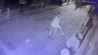 İstanbulda silahlı saldırgan dehşeti kamerada: Özel harekat polisi operasyonla yakaladı