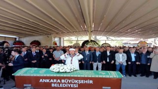 İstek Şarkı cinayetine kurban giden müzisyen Onur Şener son yolculuğuna uğurlandı