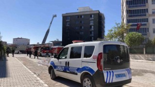 İzmirde öğrenci yurdunda korkutan yangın