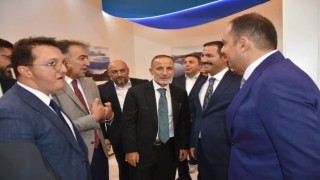 İzmirdeki Bitlis Tanıtım Günlerinde Tatvan standına yoğun ilgi