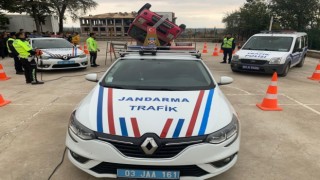 Jandarma ve polis ekiplerinden ortak trafik eğitimi