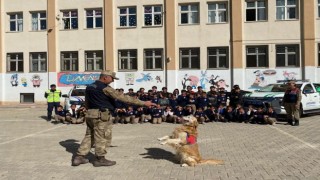 Jandarmadan bilgilendirme ve tanıtım etkinliği