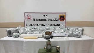 Jandarmadan uyuşturucu operasyonu: 66 kilo ‘skunk ele geçirildi