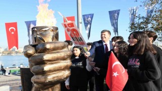 Kadıköyde Cumhuriyet meşalesi 29 Ekime kadar yanmaya devam edecek