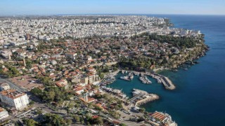 Kaleiçi hikayelerini anlatıyor