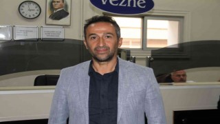 Kalp krizi geçiren vatandaşı kalp masajı ile hayatta tutan belediye personeli İHAya konuştu