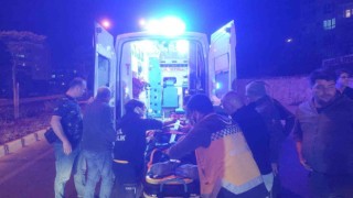Kamyonete çarpan motosikletin sürücüsü ağır şekilde yaralandı
