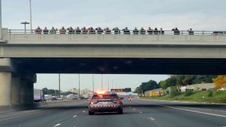 Kanadada ihbara giden 2 polis öldürüldü