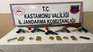 Kastamonuda kaçak silah operasyonu: 2 gözaltı