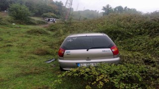 Kayan araç takla atarak çalılık yere düştü: 4ü çocuk 6 kişi yaralı
