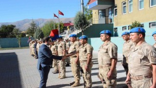 Kaymakam Başar, jandarma ile bir araya geldi