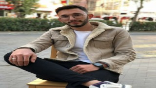 Kaza yapan otomobile motosiklet çarptı; 1 ölü, 2 yaralı