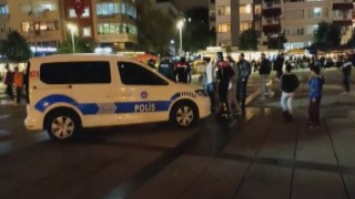 Kent meydanı karıştı, onlarca kişi tekme tokat kavga etti
