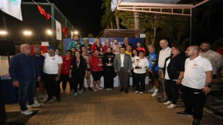 Kepezde Cumhuriyet Kupası Tenis Turnuvası düzenlendi