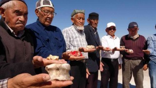 Kırgızların “aşık oyunu” Yozgatta yaşatılıyor