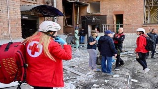 Kızılhaç ve Norveç Mülteci Konseyi, Ukraynadaki saha çalışmalarına ara verdi