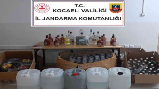 Kocaelide jandarma ekiplerinden sahte içki operasyonu: 2 gözaltı