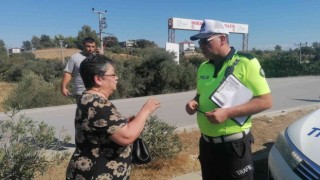 Kontrolden çıkan otomobil bariyere çarparak durabildi