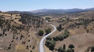 Konya Büyükşehir Kadınhanına 51,6 kilometre mahalle yolu daha kazandırdı