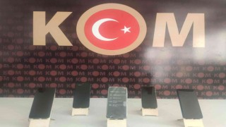 Konyada 124 adet gümrük kaçağı telefon ele geçirildi