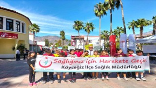 Köyceğizde sağlıklı yaşam için yürüdüler