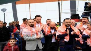 Kula er meydanının başpehlivanı Hasan Cengiz oldu