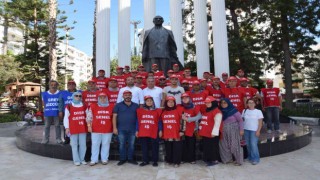 Kumlucada belediye işçileri greve başladı