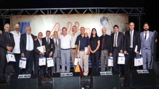 Kuşadasında Aşıklar Bayramı kutlandı