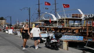 Kuşadasında yaz sezonu kruvaziyer bereketi ile devam ediyor