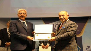 Kütahya Köprüören Tek Termik Ortaokuluna Altın Rozet