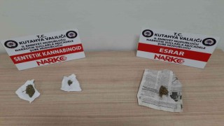 Kütahyada 3 şahsın üzerinde uyuşturucu ele geçirildi