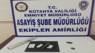 Kütahyada inşaat halindeki binada 3 şüpheli uyuşturucuyla yakalandı