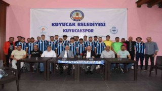 Kuyucaksporda imzalar atıldı